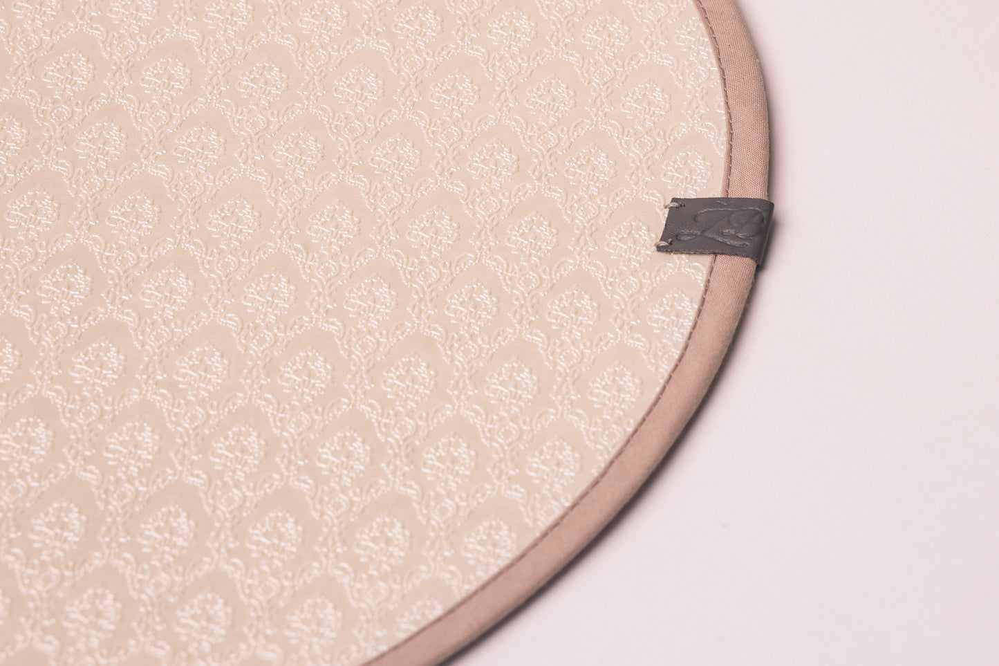 Padėkliukas "Klasika"