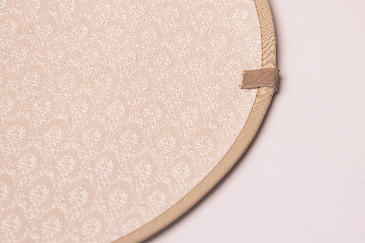 Padėkliukas "Klasika"